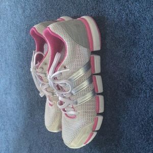 Adidas woman size 7.5 pink and white mesh shoes